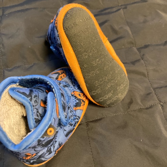 Infant Bogs Booties - Picture 3 of 4